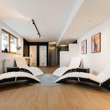 Moderne 2 Zi.-Fewo Blackforestart Naehe Freiburg Симонсвалд Екстериор снимка