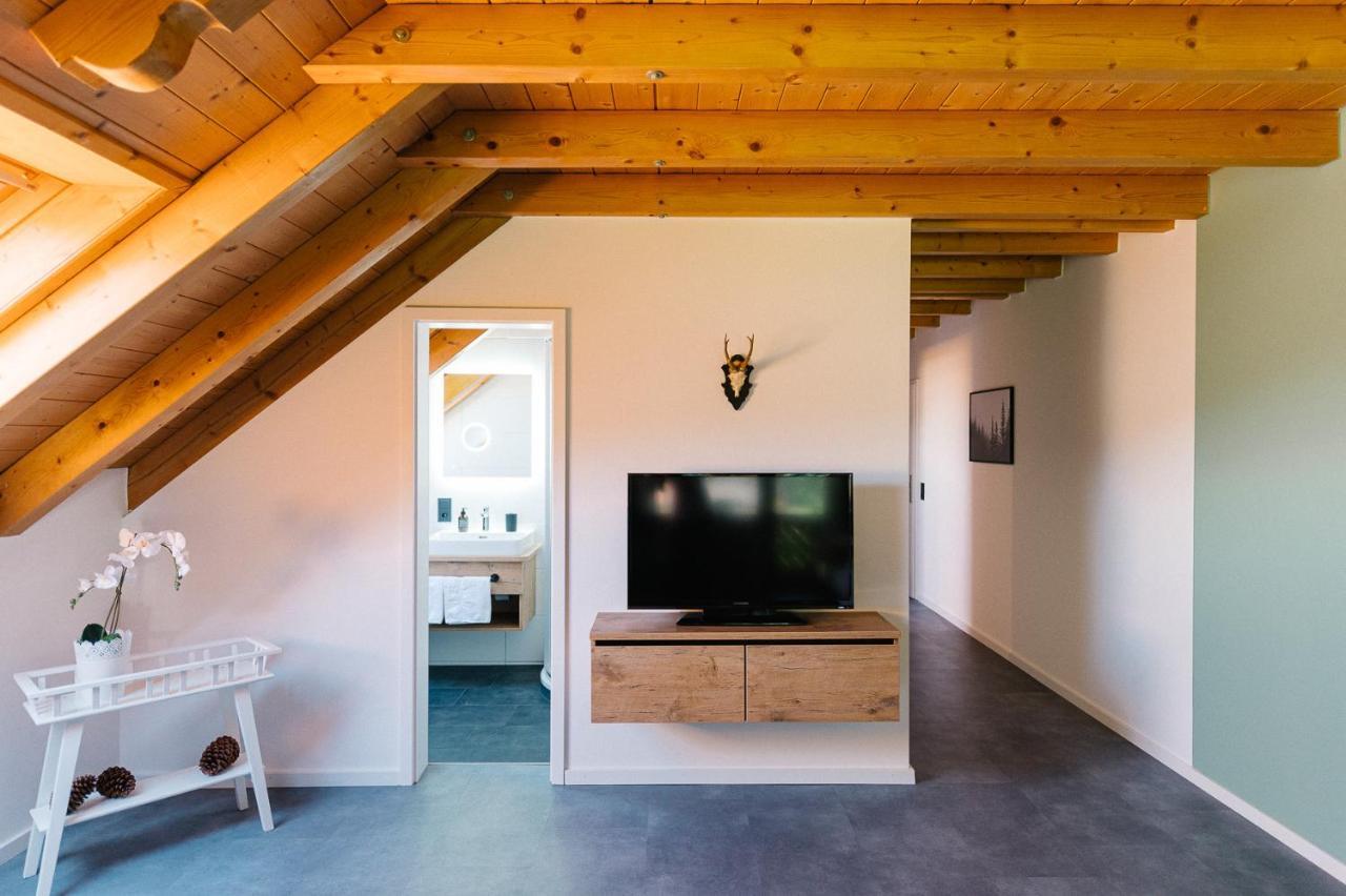 Moderne 2 Zi.-Fewo Blackforestart Naehe Freiburg Симонсвалд Екстериор снимка